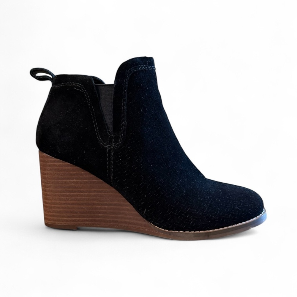 Crown VintageBlack Wedge Ankle Boots